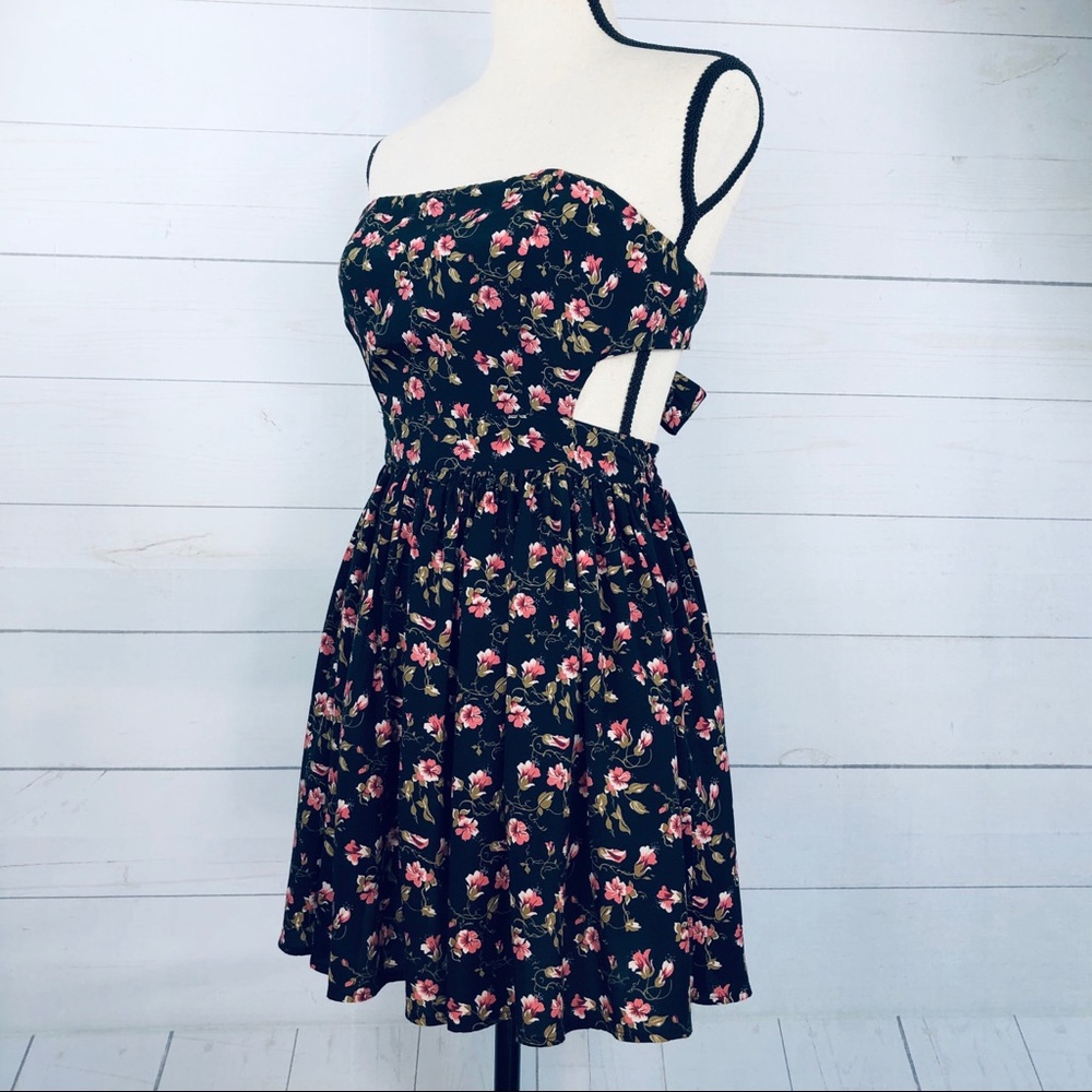 Forever 21 Strapless Halter Dress Size Small - Picture 5 of 11